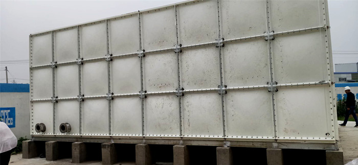 自己可以維修玻璃鋼水箱嗎？