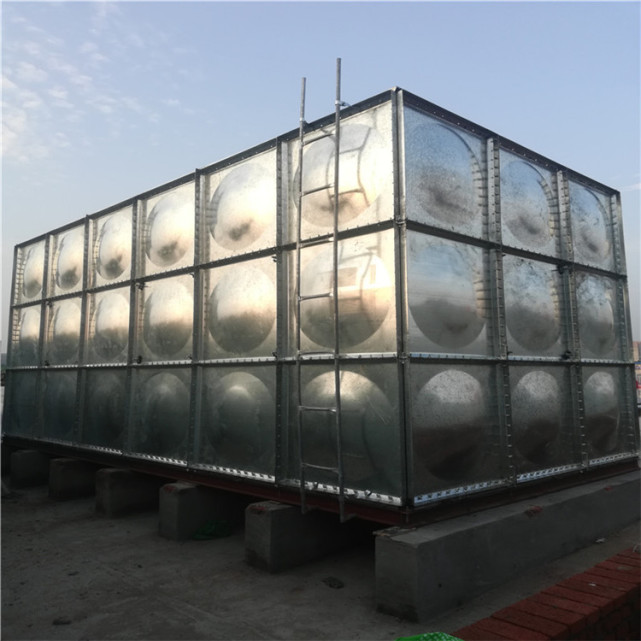 鍍鋅水箱安裝時不打底座基礎會帶來什么隱患?