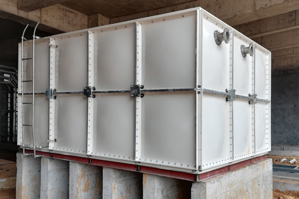 玻璃鋼水箱的主要使用及維護工作有哪些?