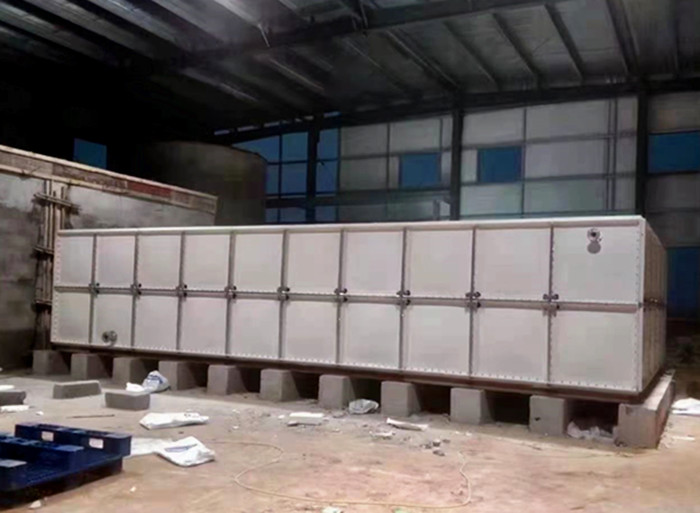 玻璃鋼水箱簡(jiǎn)單介紹